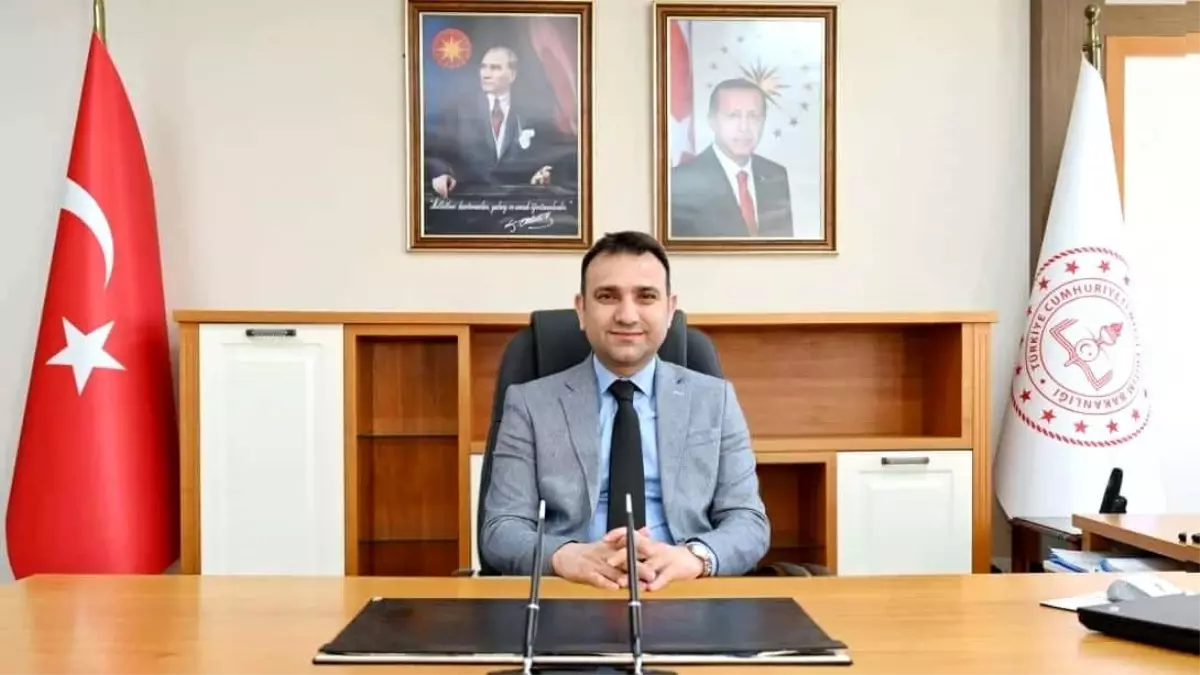 mehmet-yigit-aydin-vilayet-ulusal-egitim-muduru-olarak-gorevine-basladi-kUm45LcP.jpg
