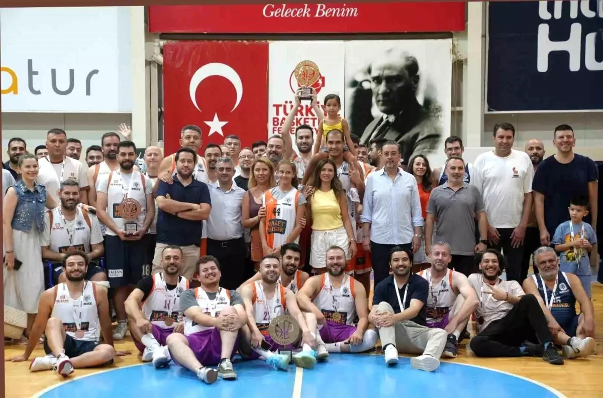 denizli-sirketler-basketbol-ligi-2025-doneminde-sampiyonlar-asik-r-oldu-6BJwZpAH.jpg