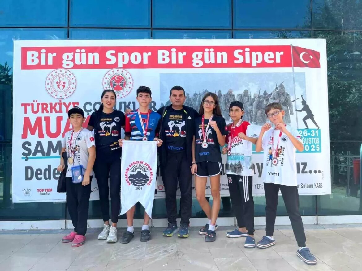 aydinli-sportmenler-karsta-muaythai-turkiye-sampiyonasinda-madalyalarla-dondu-GXqkfGJt.jpg